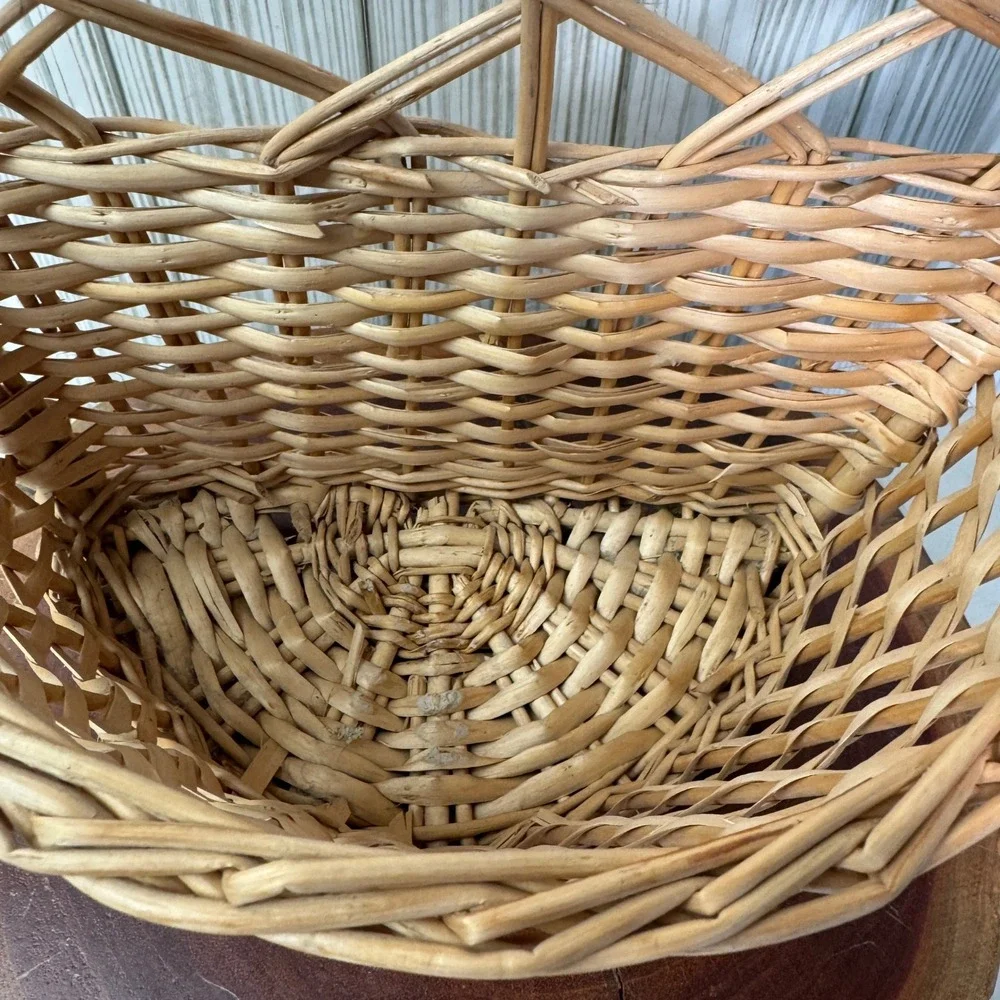 Vintage Boho Wicker Wall Hanging Basket Natural Rattan Pocket Planter Storage